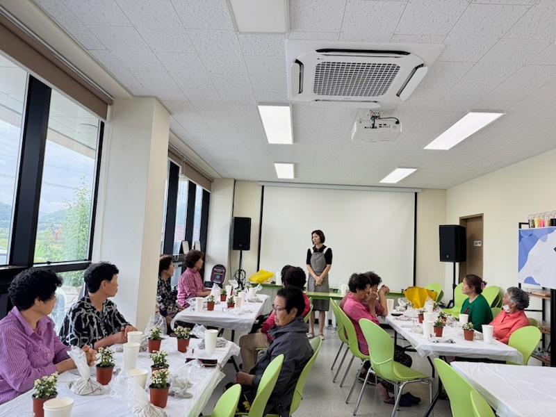 b7099b238eff61d20ac0ba0f94e9d21c_1764564942_2031.jpg b7099b238eff61d20ac0ba0f94e9d21c_1764564942_2031.jpg